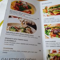 Menu at Sweet Rawmance in Paris