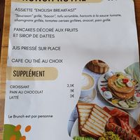 Brunch menu at Sweet Rawmance in Paris