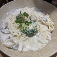   at Sweet Rawmance in Paris