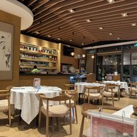 Dining area  at Ruolanci Vegetarian 若蘭慈素食馆(欢乐海岸店) in Shenzhen