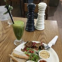 Vege-vege and energy smoothie at Mo-Ja Cafe in Krakow