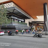 Exterior del centro comercial donde está,:segundo piso  al final a la izquierda at Vegan Inc - Miyana in Mexico City