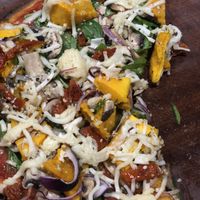 vegan GF pizza at Armonica  in Nimbin