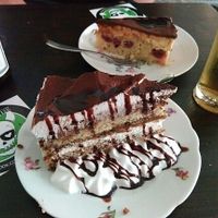 Tiramisu cake at Bämeräng in Berlin