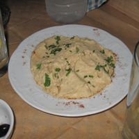 vegan Humus at MIRA in Paros