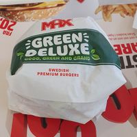 Chicken burger at MAX - Gronland in Oslo