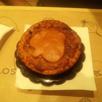 Apple tart at Universo Vegano in Bologna