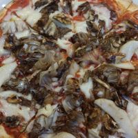 Pizza at Universo Vegano in Bologna