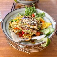 ramen noodles in curry sauce with green-crispy-tofu  at 36 Pho Co in Weimar