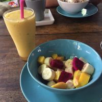 fruit and smoothie at Bodhi Tree Cafe in Chiang Mai