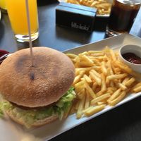 Vegan “chicken” burger with fries  at Cowboy Burger Restaurant in Landau