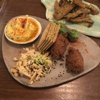 Mediterranean platter and seitan. Unfortunately I wouldn’t order either of them again. at La Encomienda in Madrid