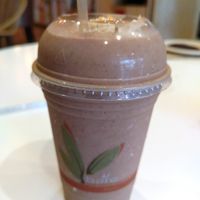 Coffee smoothie at Manna Life Food in Miami