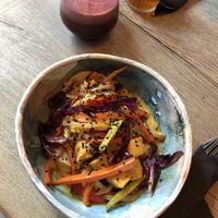 Noodles with vegetables and blackberry lemonade at Manna Manna in Brasov