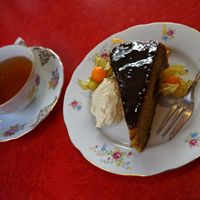 Cake of the day: Quatre quarts orange abricot et crème vanille at Les 4 Jeudis in Brussels