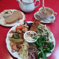 The savory brunch at Les 4 Jeudis in Brussels