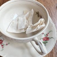 tea  at Les 4 Jeudis in Brussels