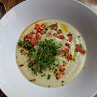 Coliflower, curry and cucomber cold soup ♥️ at Les 4 Jeudis in Brussels