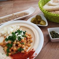 Hummus, pita, fava beans at Hummus & Friends in Berlin