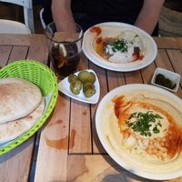 Hummus and Pita at Hummus & Friends in Berlin