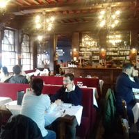 the restaurant room at La Salamandre in Etretat