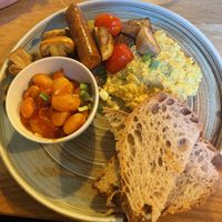 The famous English breakfast   at Veganic in Krakow