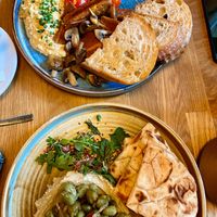 English breakfast & hummus ful at Veganic in Krakow