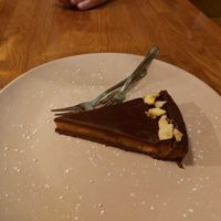 Banana tart at Veganic in Krakow