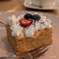 'Honey' cake at Veganic in Krakow