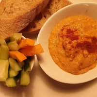 Loyal hummus at Veganic in Krakow