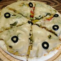 Vegan pizza at Minh Chay - Ma May in Hanoi