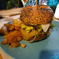 Main / Burger at Cookaluzka in Madrid