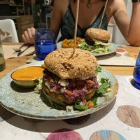 Americana y Cook-A-burger  at Cookaluzka in Madrid
