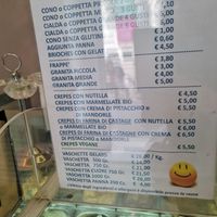 They also have vegan creps but I haven't tried them at Gelateria Latteneve in Milan