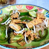 Super Green Pad Thai at Bali Eco Deli in Lembongan