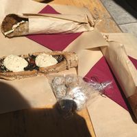 Vegan Lahmatzoun & Fatayer &Tzezerie at Feyrouz in Athens