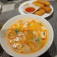 Tom Kha Suppe, gemischte Vorspeisen at Asia-Chay Vegan Cuisine in Bottrop