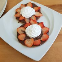 Pancakes with nutella, strawberries and cream at Great Bistro in Budapest