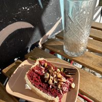 Literally the best cake I’ve ever had!! at O Xexexe in Costa Da Caparica