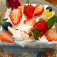 Strawberry sandwich cake at Mr. Farmer - Shinjuku in Tokyo
