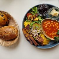 English Breakfast und extra Brioche at Ich Bin So Frey in Landau