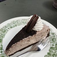 Oreo cheesecake at Ich Bin So Frey in Landau