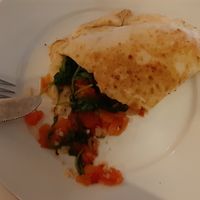 Vorspeise: Pizzabrot mit Ruccola und Bruschetta Tomaten, offen 😋. at Nadtila  in Diepholz