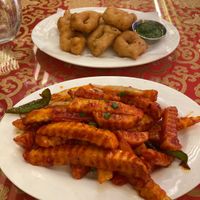 Chili potatoes and fried vada  at Jyoti Restaurant - Nogosan in Seoul
