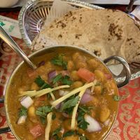 Chana masala and roti  at Jyoti Restaurant - Nogosan in Seoul