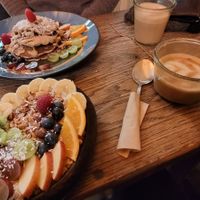 Bircher und Pancakes at Hommage in Cologne
