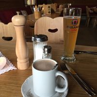 Hot oat chocolate and Russ (Wheat beer with sprite) at Huendeleskopfhuette in Pfronten-kappel