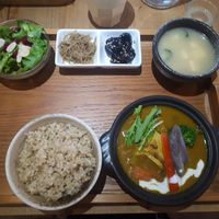 Curry set 320 TWD plus service charge 10% at Flourish 元禾食堂 - Yuán Hé ShíTáng in Taipei