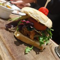 Jackfruit bbq burger at Le London in Calais
