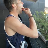 Red velvet mini cupcakes 👍🏽👍🏽 at Sinners & Saints Desserts in Venice